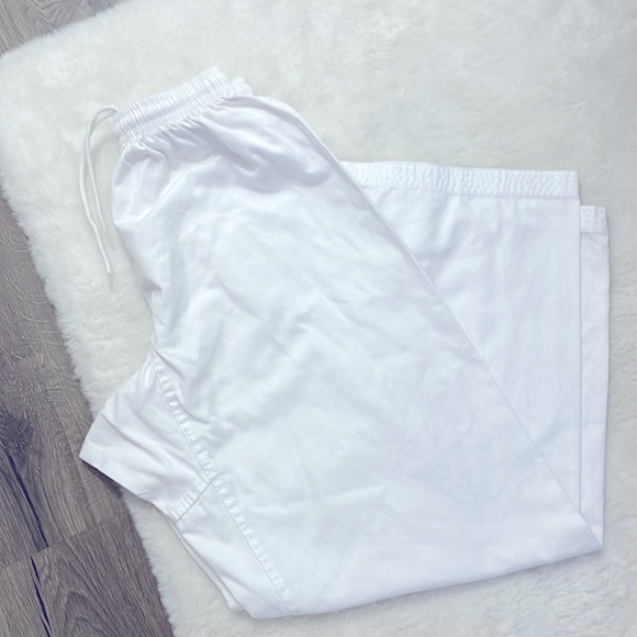 Bold White Karate Uniform Adult Size 5 - Picture 6 of 10